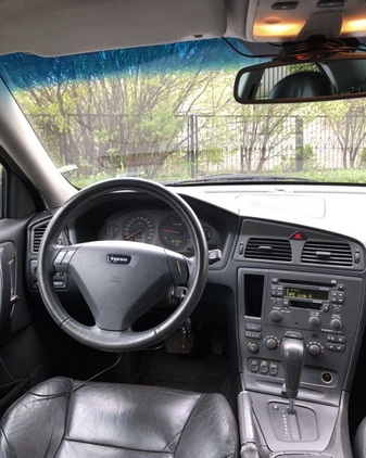 Volvo S60 cena 10800 przebieg: 294000, rok produkcji 2002 z Płońsk małe 301